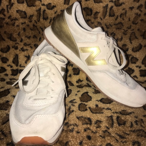 New Balance Shoes - New Balances Cream & Gold Women’s Sz. 10
